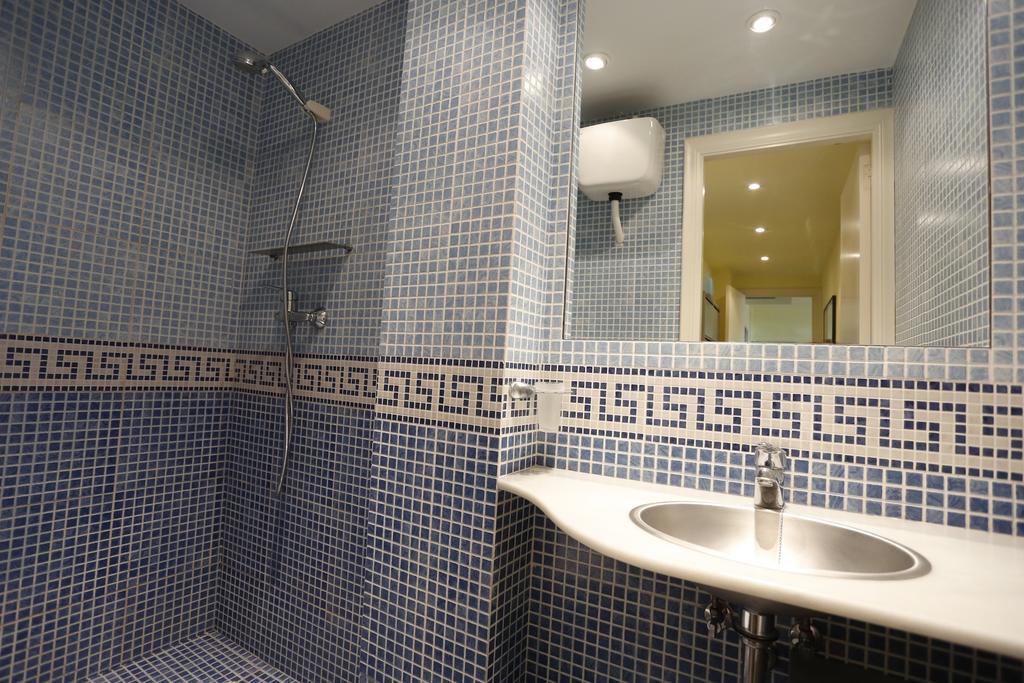 Apartamentos Alquihouse Vilafortuny カンブリルス 部屋 写真