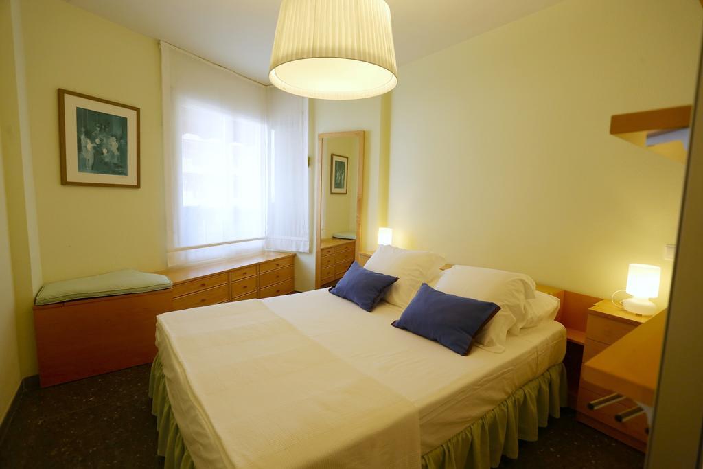 Apartamentos Alquihouse Vilafortuny カンブリルス 部屋 写真